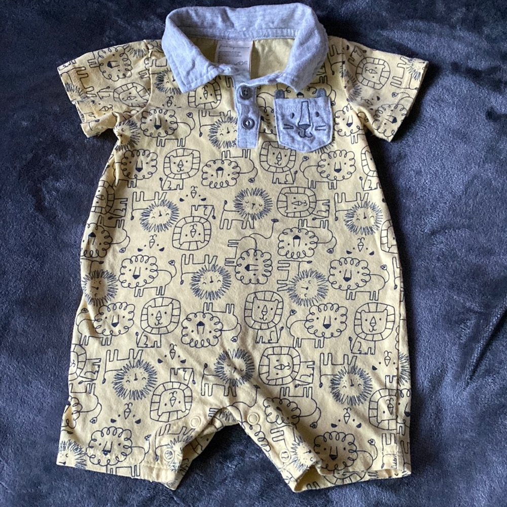 First Impressions Romper Lion 🦁 Print